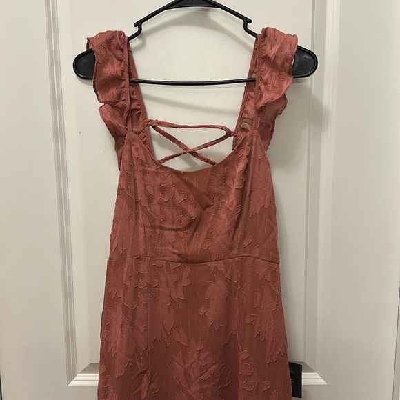 Lulus Dresses & Skirts - NWT Lulus Dress - Small